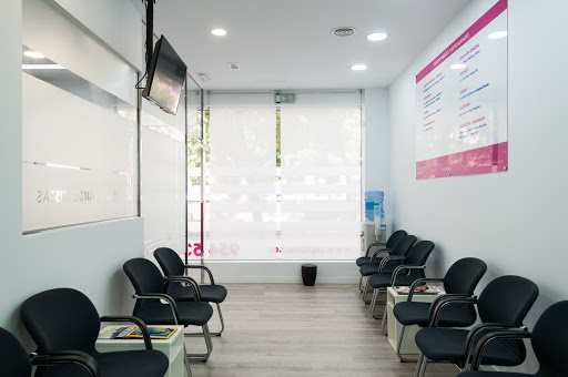 Implansur DENTISTAS Clínica Dental en Sevilla