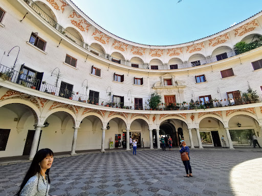 Centro Comercial Galería