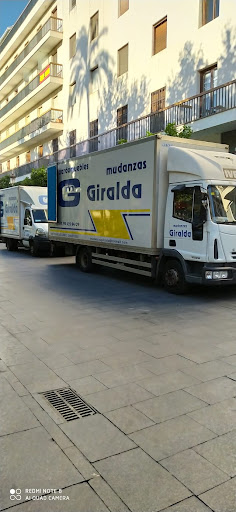 GIRALDA MUDANZAS Y GUARDAMUEBLES