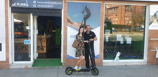 E-Planet Mobility Tienda y taller de patinetes eléctricos en Sevilla