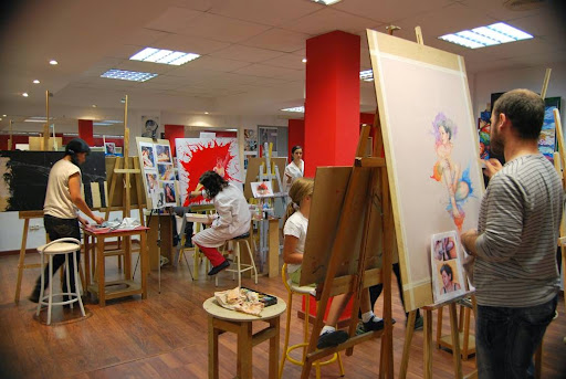 Arte Rojo. Espacio creativo. Clases dibujo y pintura, Sevilla.