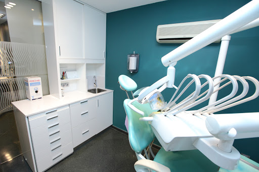 PATRODENT Clínica Dental Sevilla - Dra. Ángela Martín Gómez