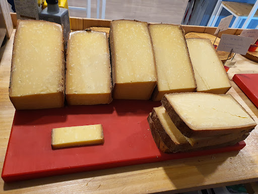 Fromages de Fermiers Bistró