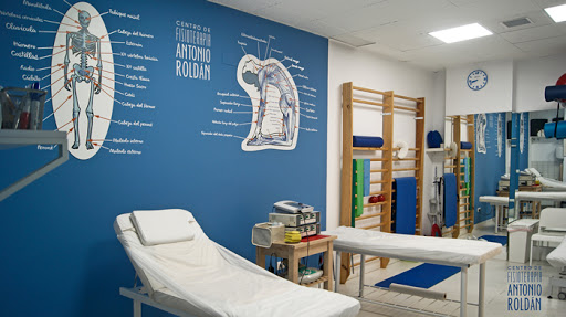 Centro de Fisioterapia ANTONIO ROLDÁN