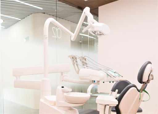 IMOA Clínica Dental - Urgencias Dentales Sevilla