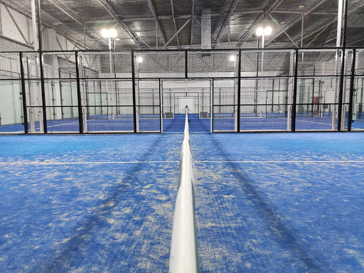 IRON PADEL INDOOR SEVILLA