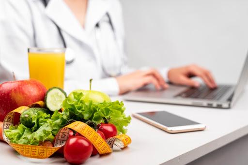 Raquel Rólega, Consulta de Psicología y Nutrición